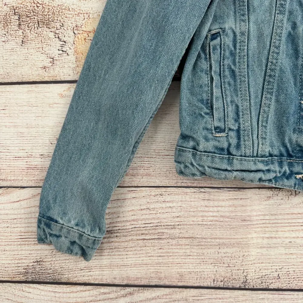 Levi's Denim Trucker Jean Jacket Youth Girl's Small 8/10 Blue Medium‎ Wash
